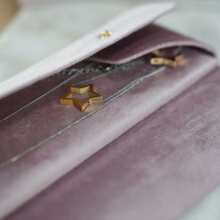 Pink velvet jewellery pouch for ISSY STAR jewellery 