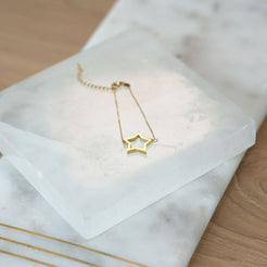 gold star bracelet 