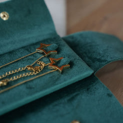 Green velvet ISSY STAR jewellery pouch 
