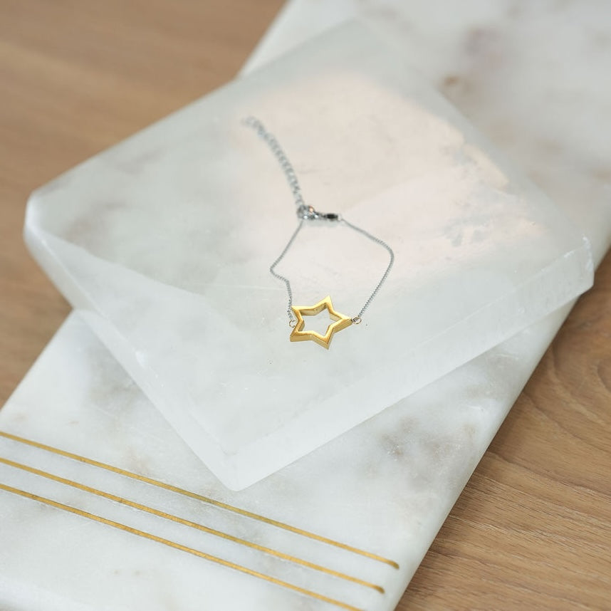 mixed metal issy star bracelet 